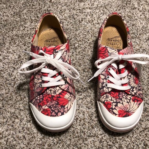 dansko veda canvas shoes